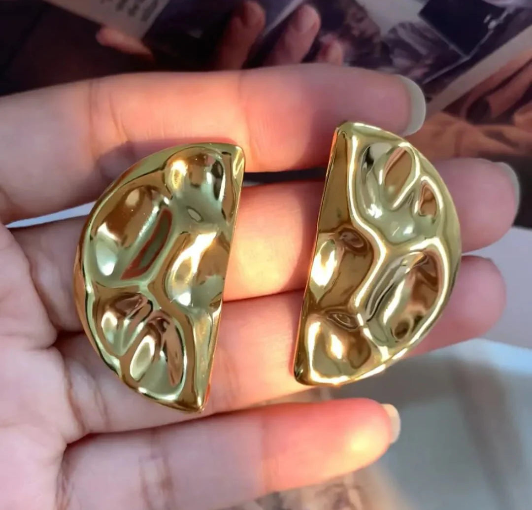 Molten Gold Half-Moon Statement Earrings – Sculptural Shine